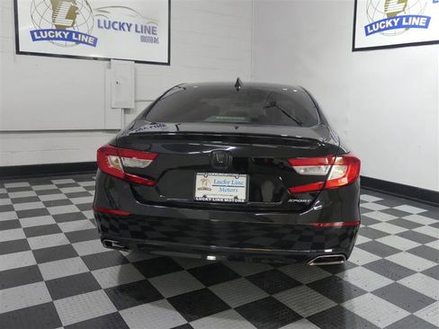 Used 2022 Honda Accord Sport image 8