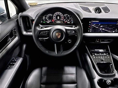 New 2026 Porsche Cayenne Coupe AWD/4WD image 13