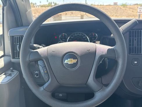 Used 2025 Chevrolet Express 3500 LT w/ LT Preferred Equipment Group RWD image 14