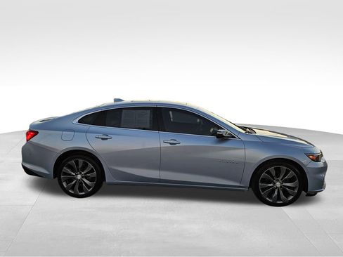 Used 2018 Chevrolet Malibu Premier image 4