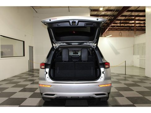 Used 2024 Mitsubishi Outlander Ralliart image 21