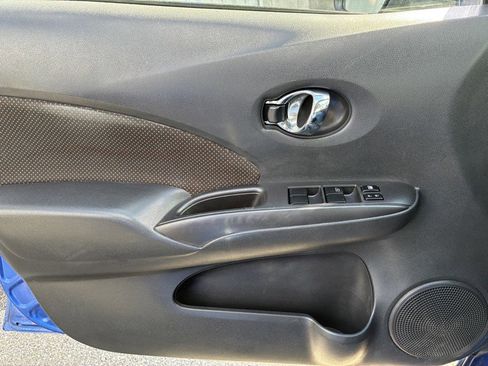 Used 2016 Nissan Versa Note SR w/ SR Tech Package FWD image 13