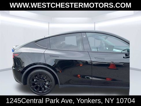 Used 2021 Tesla Model Y Long Range AWD/4WD image 10