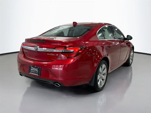 Used 2015 Buick Regal Premium w/ Experience Buick Package image 7