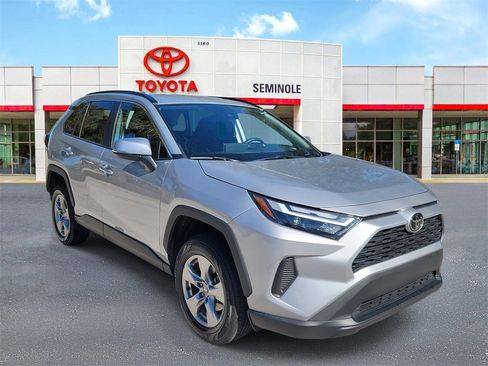 Used 2024 Toyota RAV4 XLE image 2