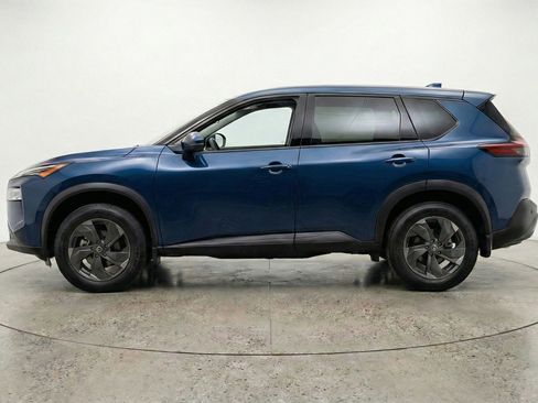 Used 2025 Nissan Rogue SV AWD/4WD image 5