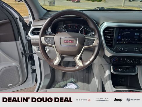 Used 2020 GMC Acadia SLT w/ Premium Package image 14