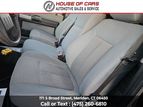 Used 2015 Ford F350 XLT w/ XLT Interior Package image 23