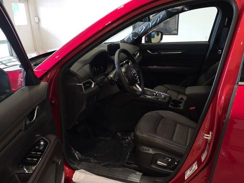 New 2025 MAZDA CX-5 Signature image 10