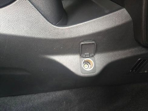 Used 2022 Ford Edge SEL w/ Convenience Package image 21