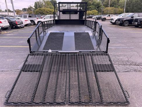 New 2025 Chevrolet Low Cab Forward 5500HG RWD image 12