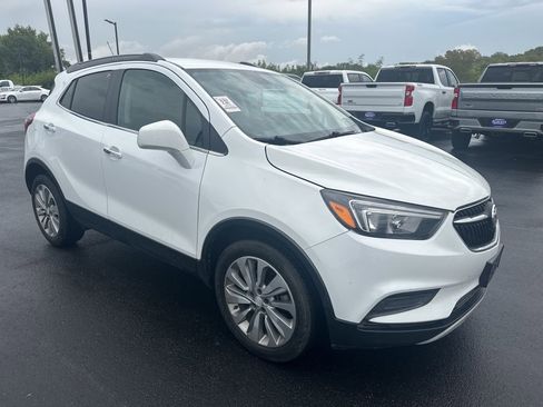 Used 2020 Buick Encore Preferred image 9