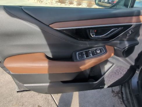 Used 2022 Subaru Outback Touring image 10