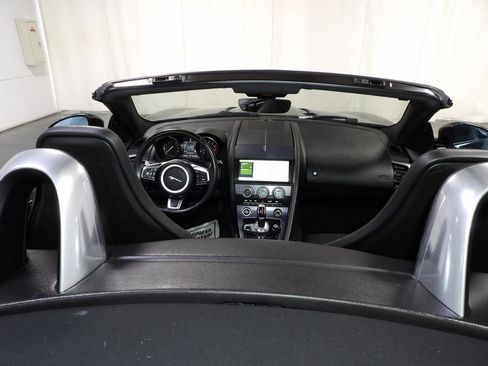 Used 2020 Jaguar F-TYPE Convertible RWD image 22