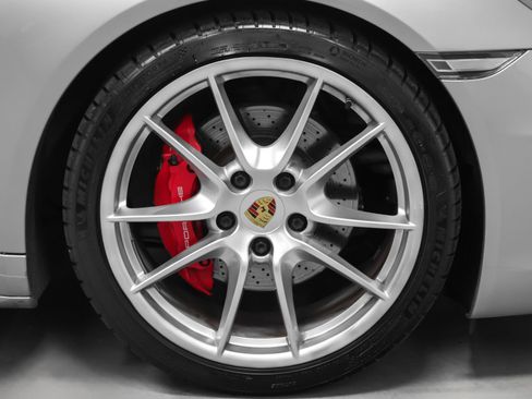 Used 2015 Porsche 911 Targa 4S image 19