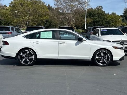 Certified 2023 Honda Accord Sport image 2