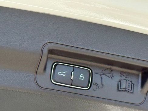 New 2026 Ford Explorer Active image 5