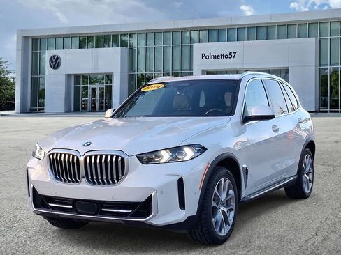 Used 2024 BMW X5 sDrive40i RWD image 3