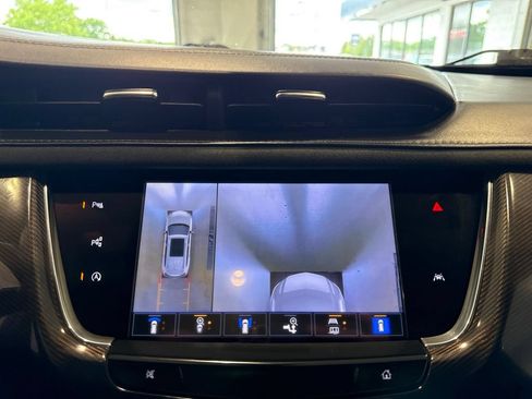 Used 2023 Cadillac XT6 Premium Luxury w/ Platinum Package AWD/4WD image 41