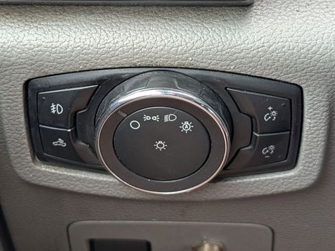 Used 2017 Ford F150 XL w/ Equipment Group 101A Mid RWD image 20