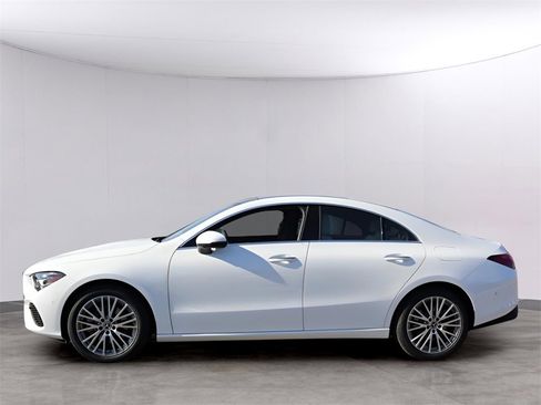 New 2026 Mercedes-Benz CLA 250 4MATIC image 4