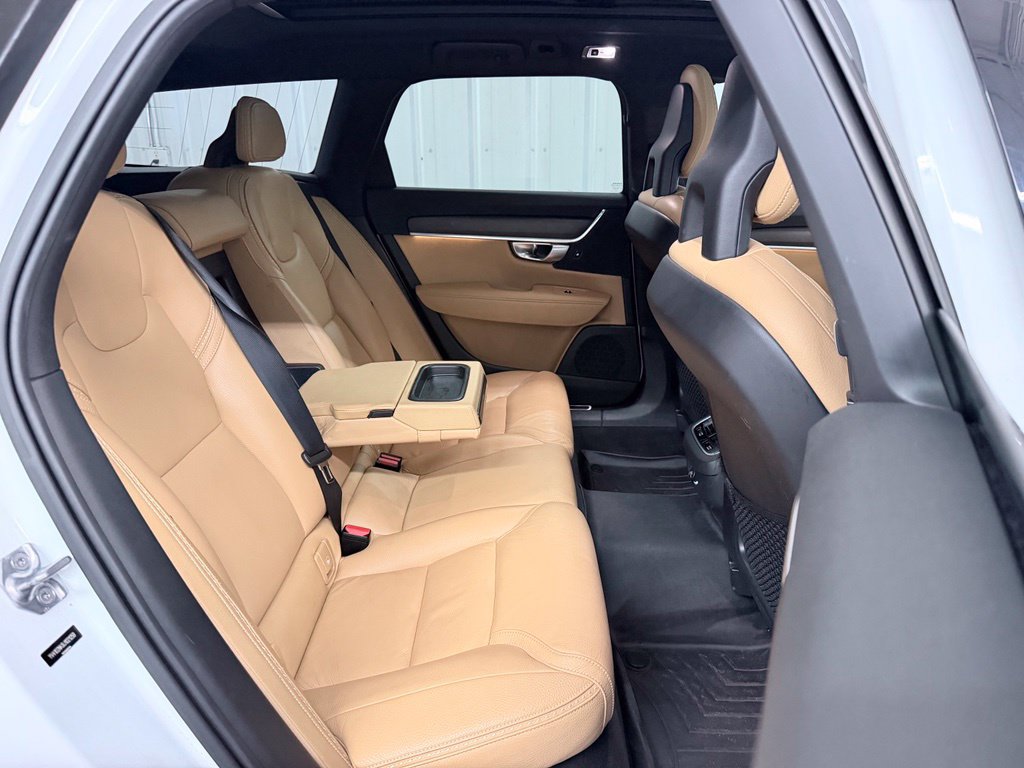 Used 2018 Volvo V90 T5 Cross Country w/ Convenience Package AWD/4WD image 37