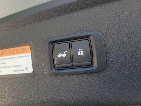 Used 2024 Mitsubishi Eclipse Cross AWD image 27