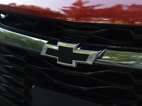 Used 2021 Chevrolet Blazer RS FWD image 33