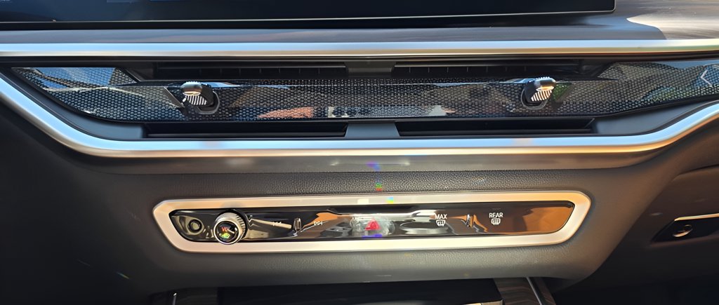 New 2027 BMW X7 xDrive40i AWD/4WD image 17
