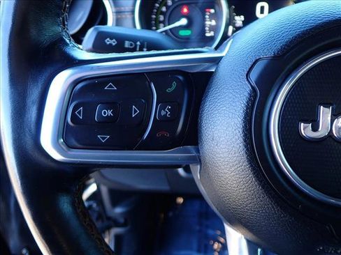 Used 2021 Jeep Wrangler Unlimited Sahara image 13