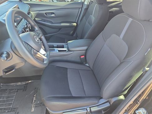 Used 2025 Nissan Sentra SV image 14