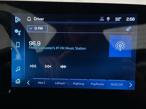 Used 2025 Chevrolet Corvette Stingray Preferred Conv w/ Z51 Performance Package image 34