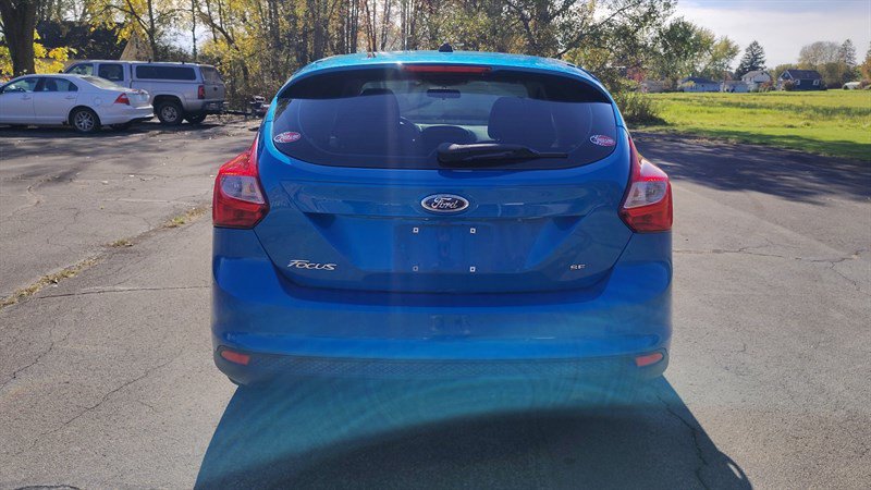 Used 2014 Ford Focus SE FWD image 5
