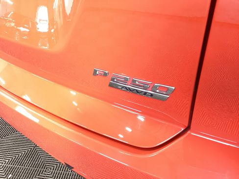 Used 2020 Jaguar E-PACE Checkered Flag AWD/4WD image 35