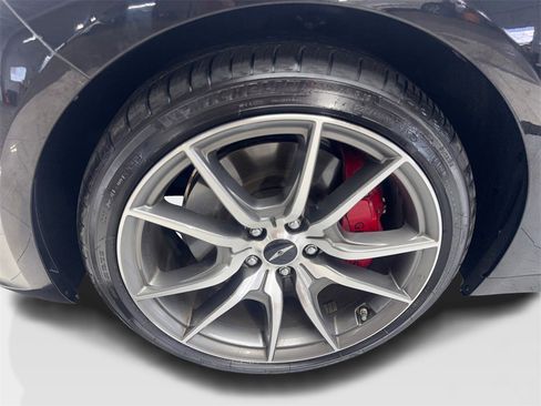 Used 2025 Genesis G70 2.5T image 86