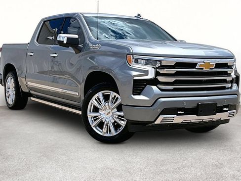 Used 2023 Chevrolet Silverado 1500 High Country w/ High Country Premium Package AWD/4WD image 1