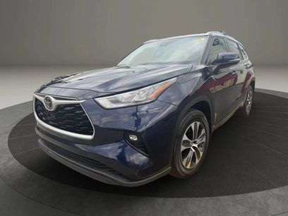 Used 2020 Toyota Highlander XLE