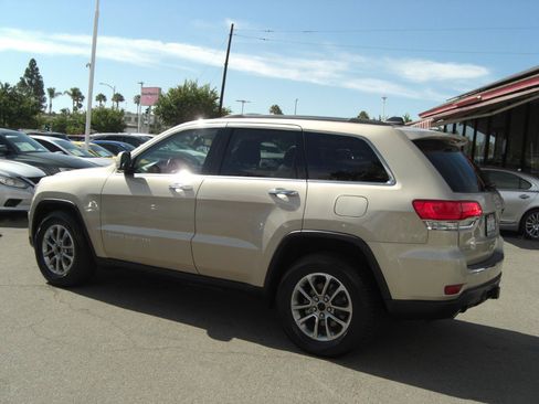 Used 2014 Jeep Grand Cherokee Limited w/ Trailer Tow Group IV AWD/4WD image 13
