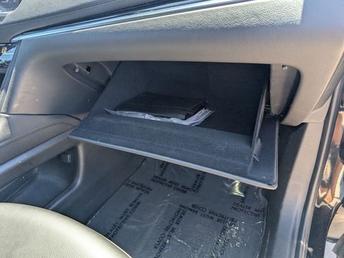 Used 2024 Cadillac XT6 Luxury w/ LPO, Floor Liner Package AWD/4WD image 29