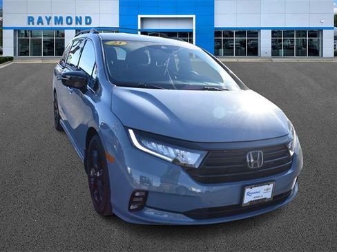 Used 2023 Honda Odyssey Sport image 9
