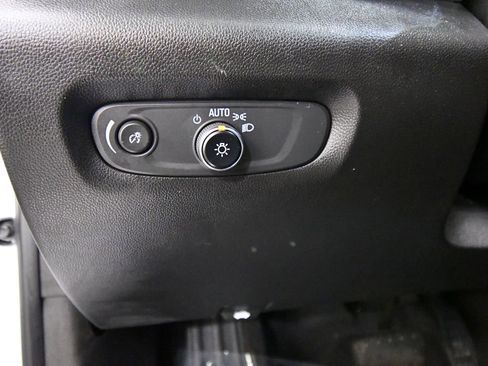 Used 2023 Chevrolet Traverse High Country image 20