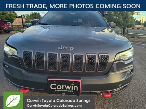 Used 2020 Jeep Cherokee Trailhawk w/ Cold Weather Group AWD/4WD image 9