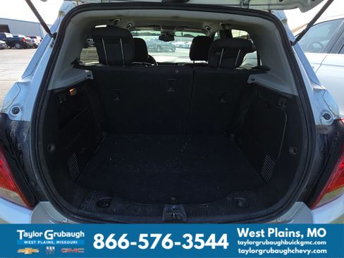 Used 2017 Chevrolet Trax LT AWD/4WD image 13