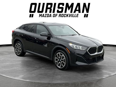 Used 2024 BMW X2 xDrive28i w/ Convenience Package image 1