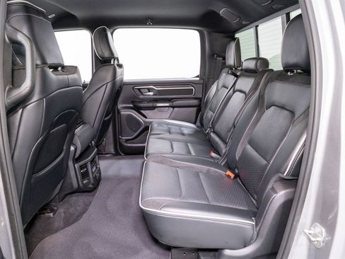 Used 2025 RAM 1500 Laramie image 32