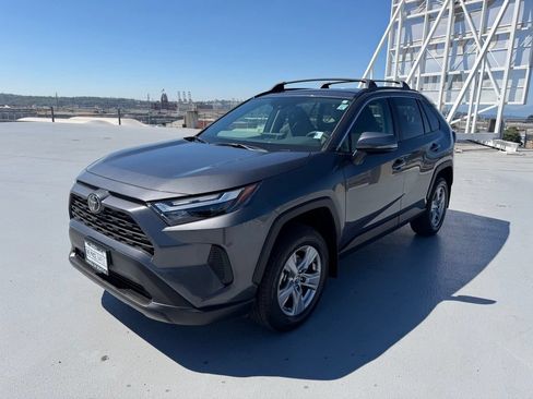 Used 2025 Toyota RAV4 XLE w/ Convenience Package AWD/4WD image 7