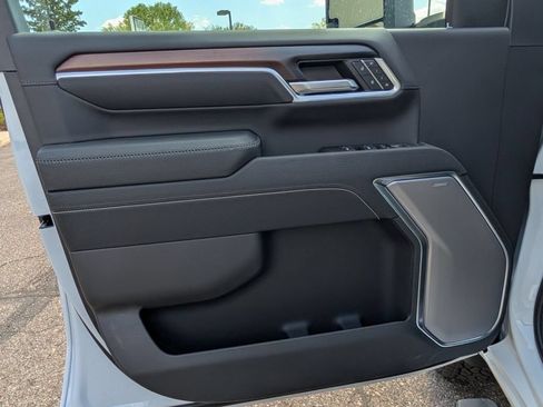 New 2026 GMC Sierra 3500 Denali w/ Denali Reserve Package AWD/4WD image 45