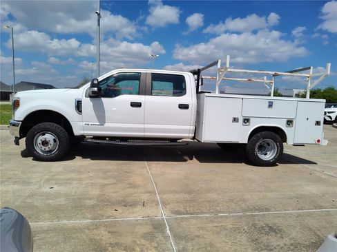 Used 2019 Ford F350 XL w/ Power Equipment Group image 3