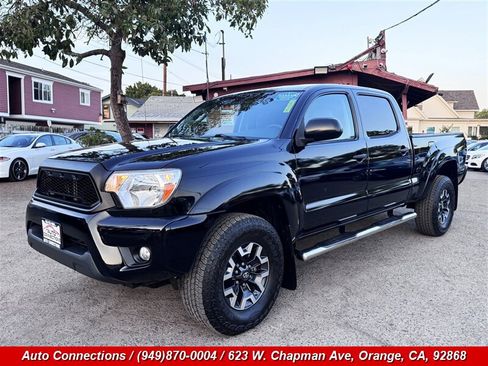 Used 2015 Toyota Tacoma PreRunner w/ SR5 Package RWD image 2
