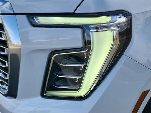 New 2026 GMC Yukon XL Denali w/ Denali Reserve Package image 5